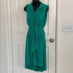 🌼 Vince Camuto green light dress